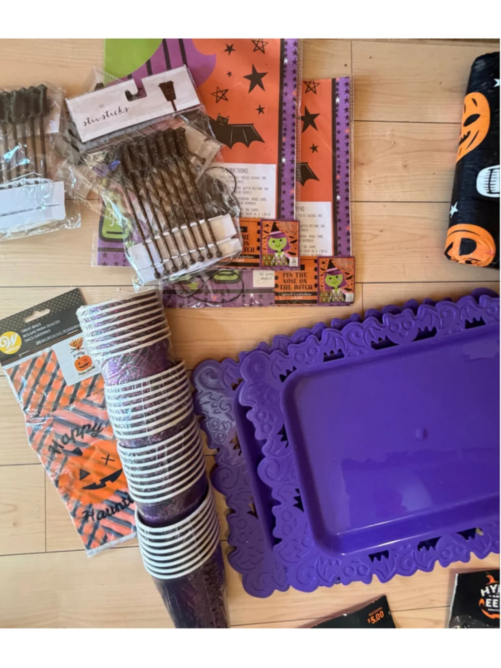 Halloween Party Decor Supplies Lot Plates Cups Photo Props Trays Tablecloth